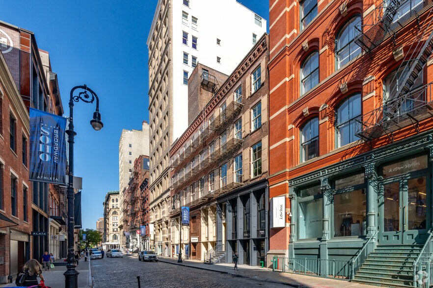 More Photos Of 150 Mercer St, New York Apartments For Lease