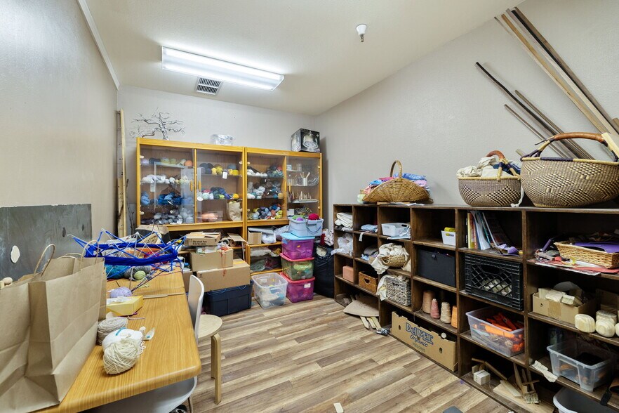 More Photos Of 12315 Deerfield Dr, Truckee Office Residential For Sale