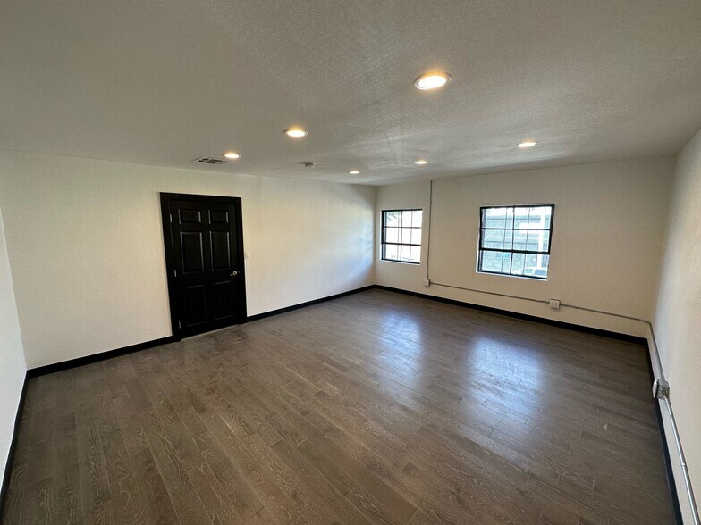 More Photos Of 4116 W Jefferson Blvd, Los Angeles Industrial For Lease