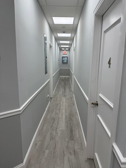 More Photos Of 3930 Richmond Ave, Staten Island Medical For Lease