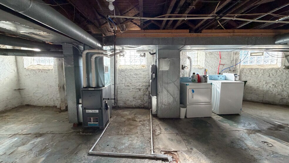 More Photos Of 275 McCormick Pl, Cincinnati Apartments For Sale