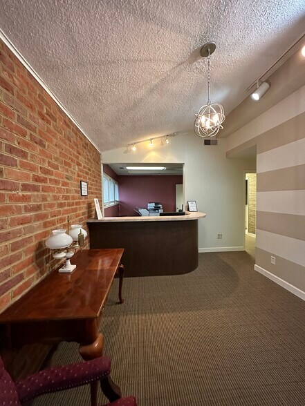 More Photos Of 837 First Colonial Rd, Virginia Beach Medical For Lease