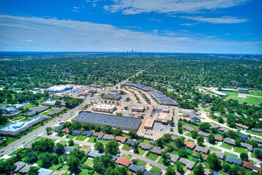 More Photos Of 2103 W Britton Rd, Oklahoma City Freestanding For Lease