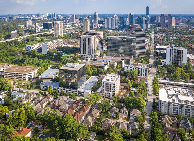 More Photos Of 4900 Woodway Dr, Houston Office For Lease