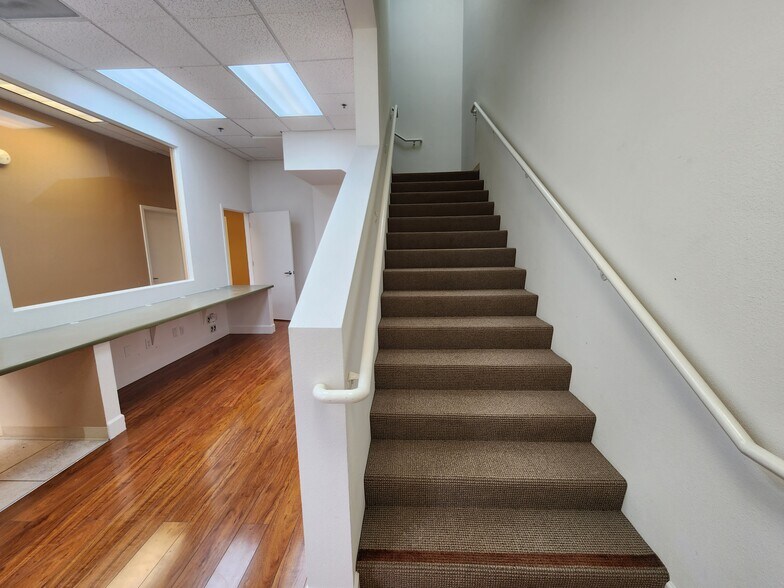 More Photos Of 4725-4737 Mangels Blvd, Fairfield Light Distribution For Sale