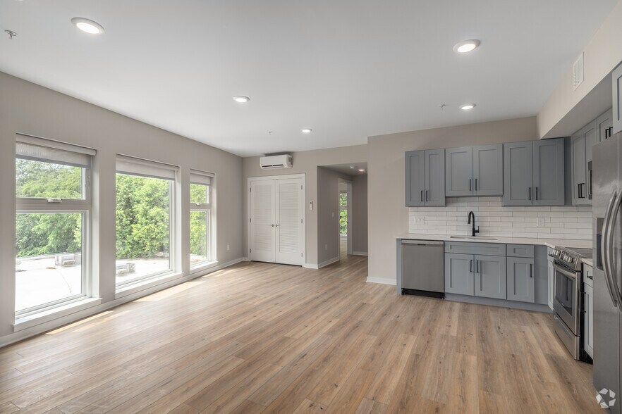 More Photos Of 3515 Midvale Ave, Philadelphia Multifamily For Sale