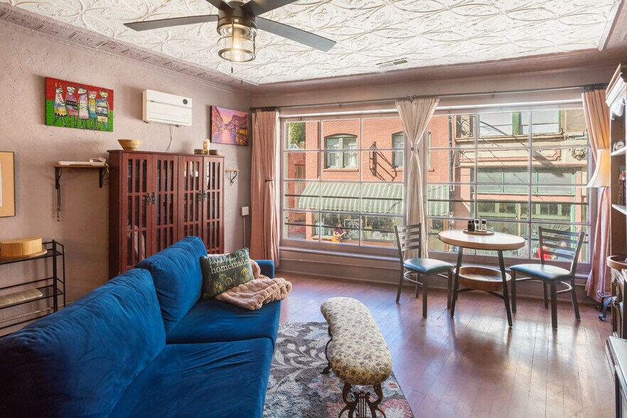 More Photos Of 40 Main St, Bisbee General Retail For Sale