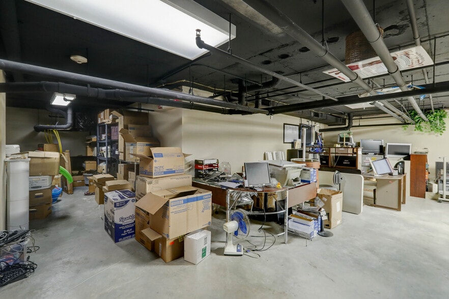 More Photos Of 2301 Wilton Dr, Wilton Manors Apartments For Sale