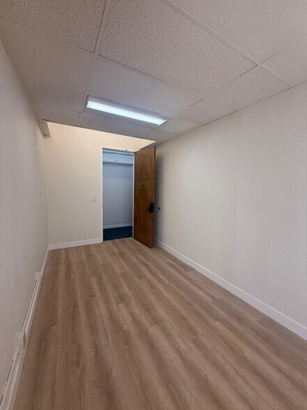 More Photos Of 2578 Noriega St, San Francisco Storefront Retail Office For Lease