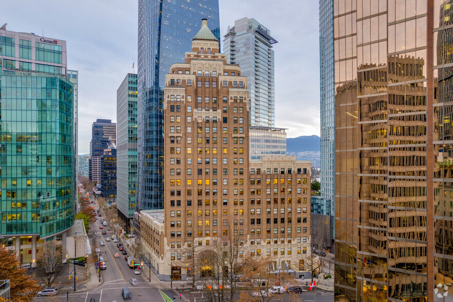 Primary Photo Of 355 Burrard St, Vancouver Office For Lease