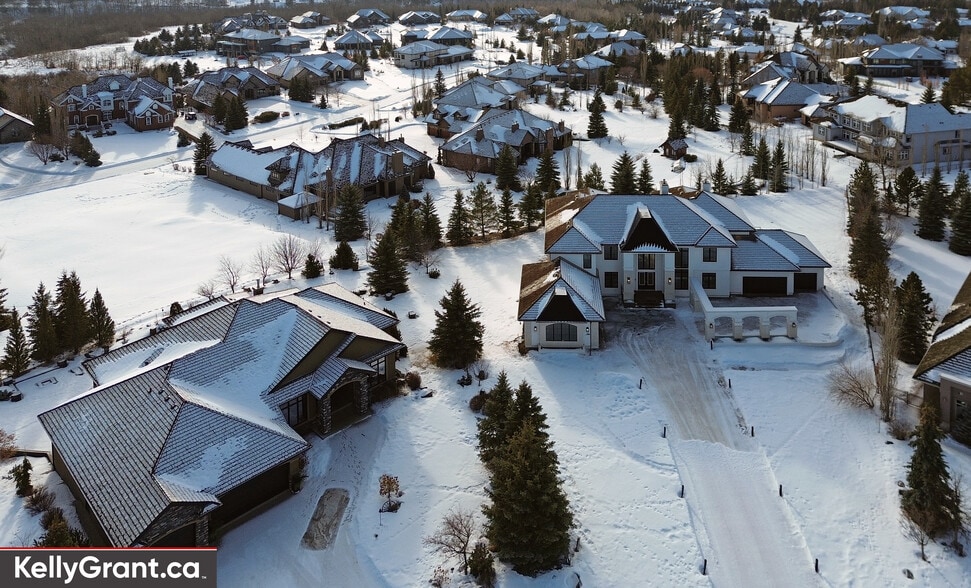 More Photos Of 136 River Heights Lane, Sturgeon County Multifamily For Sale