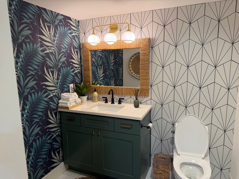 More Photos Of 8301 Shoal Creek Blvd, Austin Medical For Sale