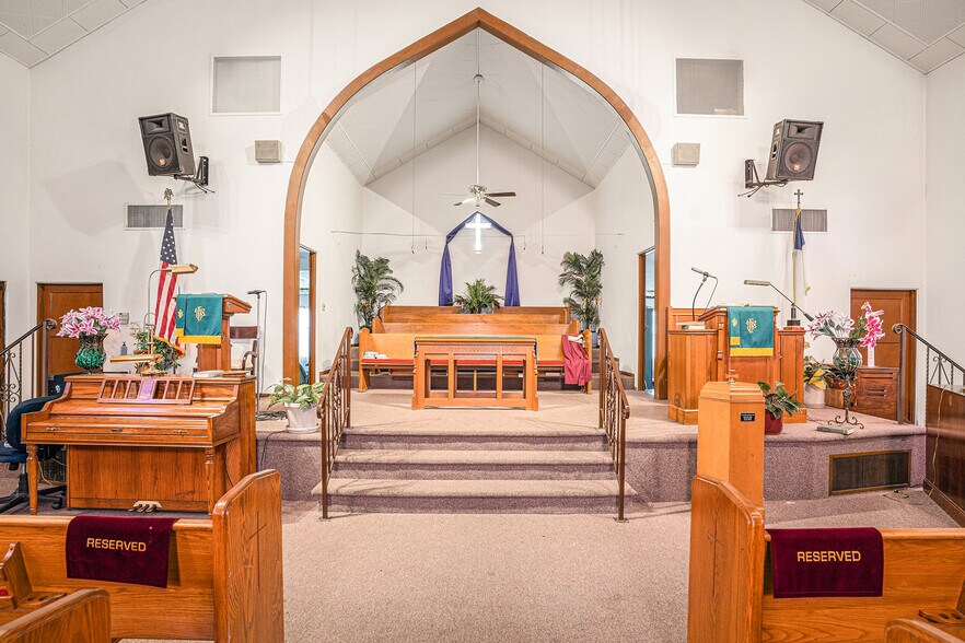 More Photos Of 457 Capistrano Dr, Oakland Specialty For Sale