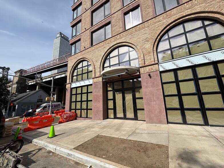 More Photos Of 57 S 6th St, Brooklyn Apartments For Lease