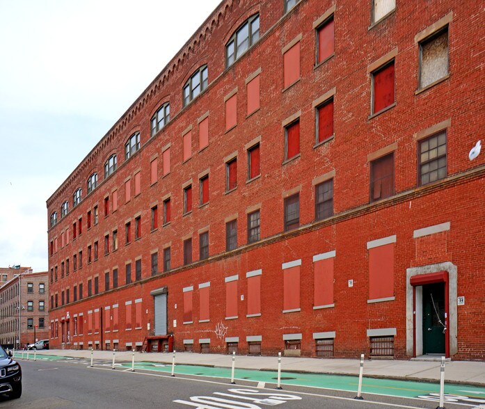 More Photos Of 780 E 135th St, Bronx Warehouse For Sale
