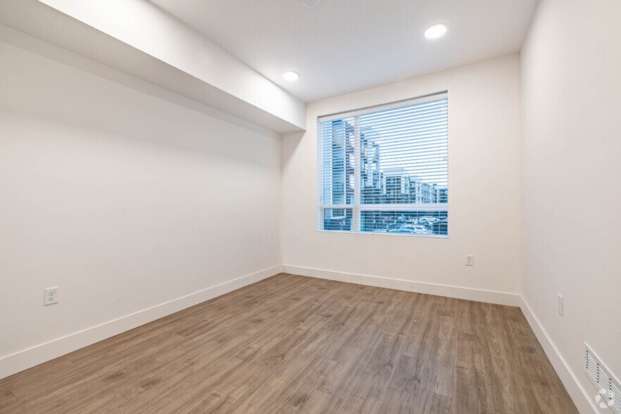 More Photos Of 1925 W North Temple, Salt Lake City Apartments For Lease