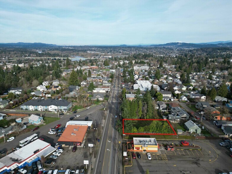More Photos Of 421 Molalla Ave, Oregon City Land For Sale