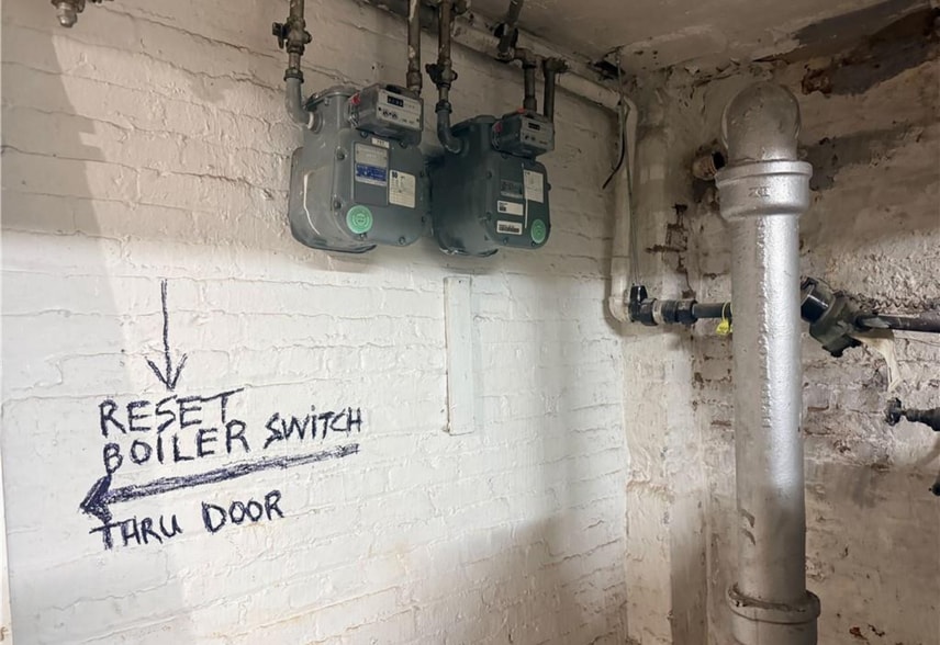 More Photos Of 6118 5th Ave, Brooklyn Storefront Retail Residential For Sale