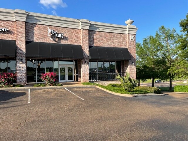 More Photos Of 1896 Main St, Madison Storefront Retail Office For Lease