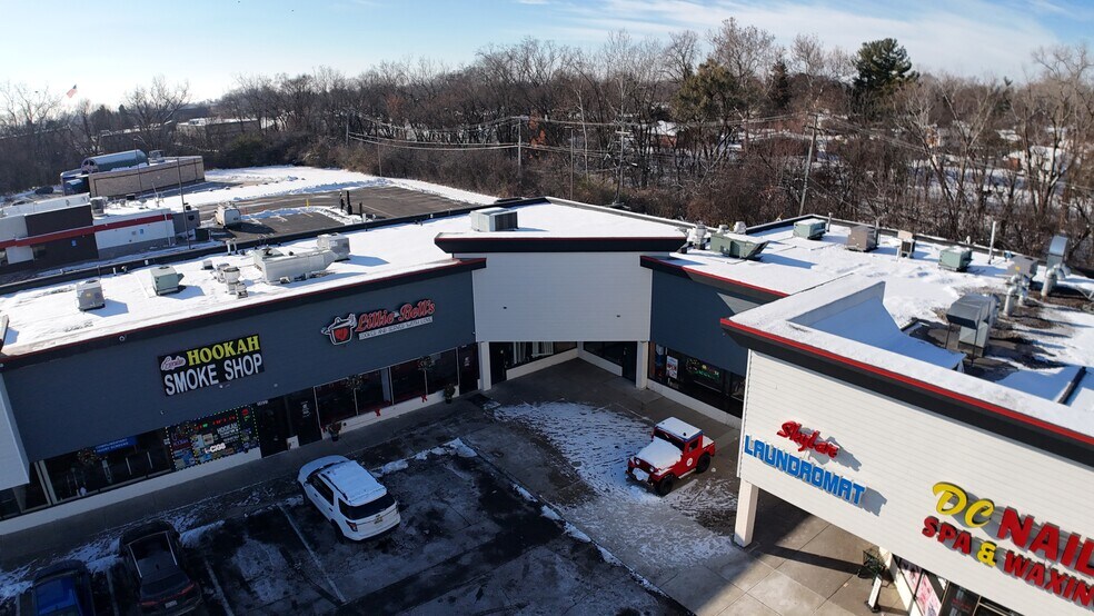 More Photos Of 14615-14839 Telegraph Rd, Redford Unknown For Lease