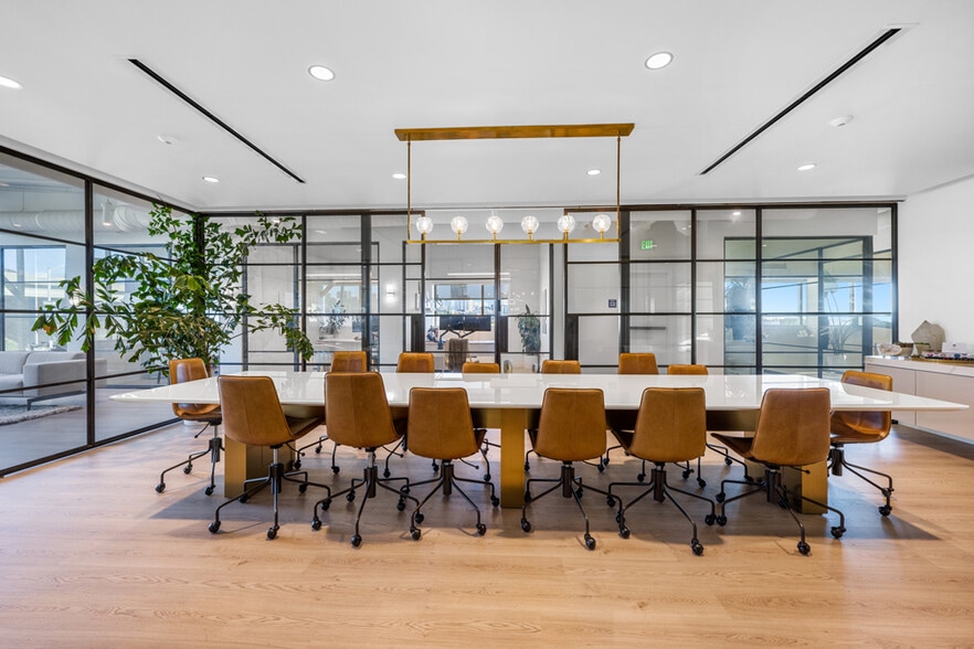 More Photos Of 909 W Laurel St, San Diego Office For Sale