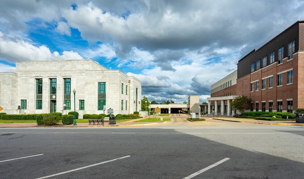 More Photos Of 119 Ridley Ave, Lagrange Office For Sale