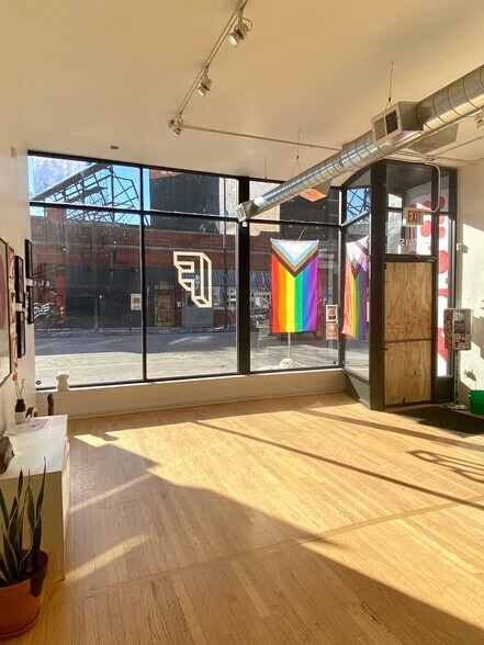 More Photos Of 2415 N Milwaukee Ave, Chicago Freestanding For Lease