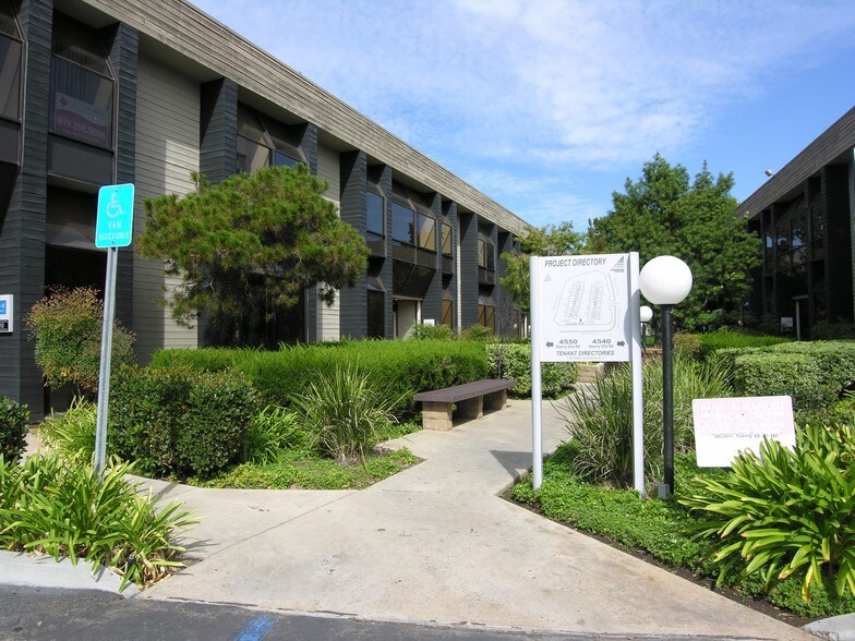 More Photos Of 4550 Kearny Villa Rd, San Diego Office For Lease
