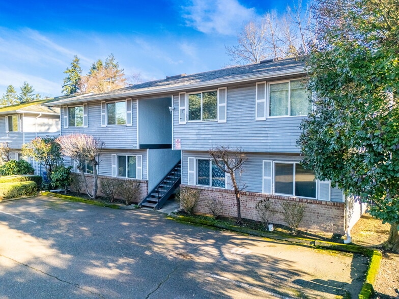 Primary Photo Of 3201-3205 S 208th St, Seatac Apartments For Sale