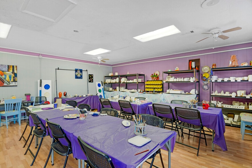 More Photos Of 315 S Welborn St, Hinesville Office For Sale