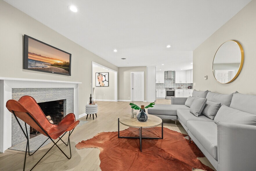 More Photos Of 1227 E Grovecenter St, West Covina Specialty For Sale