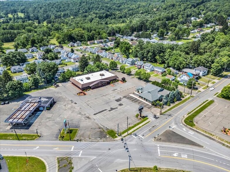 More Photos Of 201 Oakdale Rd, Johnson City General Retail For Sale