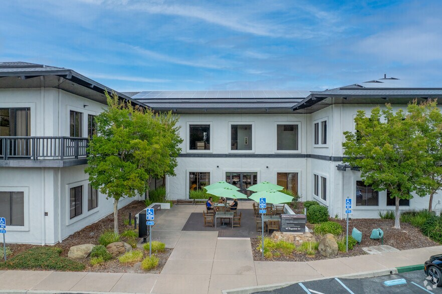 More Photos Of 40 Ragsdale Dr, Monterey Office For Lease