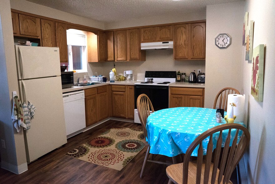 More Photos Of 440 NW 23rd St, Corvallis Apartments For Sale