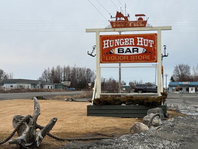 More Photos Of 51815 Kenai Spur Hwy, Kenai General Retail For Sale