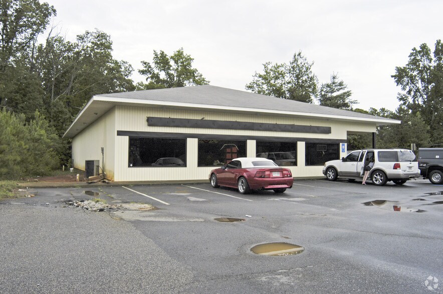 Primary Photo Of 6406 Bells Ferry Rd, Woodstock Freestanding For Sale