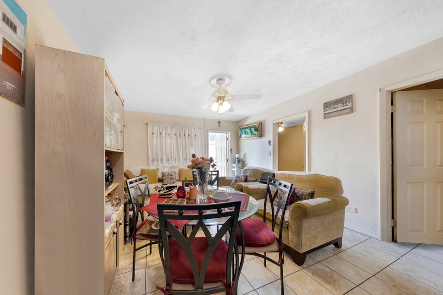 More Photos Of 223 SW 5th Ct, Deerfield Beach Multifamily For Sale