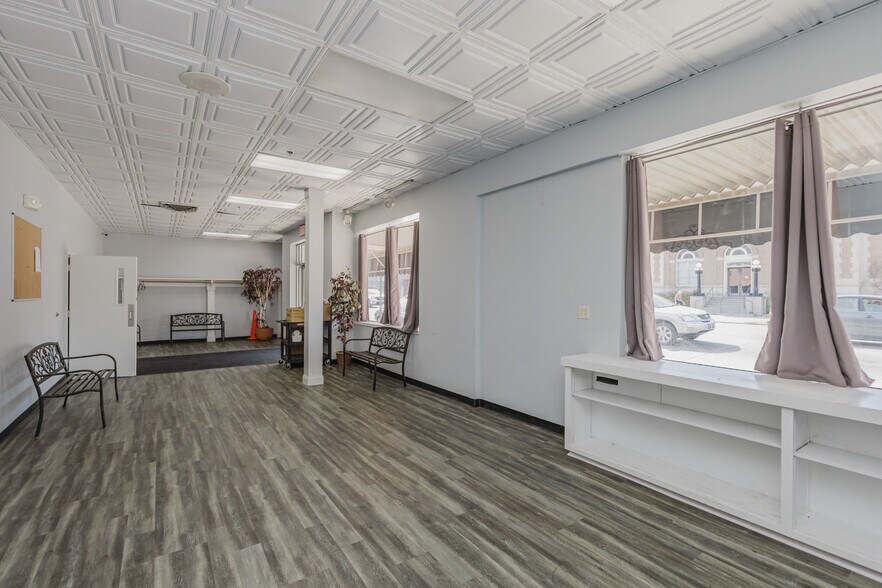 More Photos Of 724 N Main St, Newton Storefront For Sale