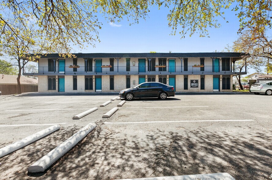 More Photos Of , Austin Multifamily For Sale