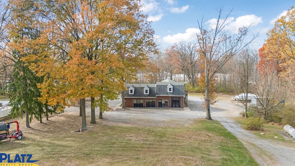 More Photos Of 170 Duquesne St, Columbiana Storefront Retail Office For Lease