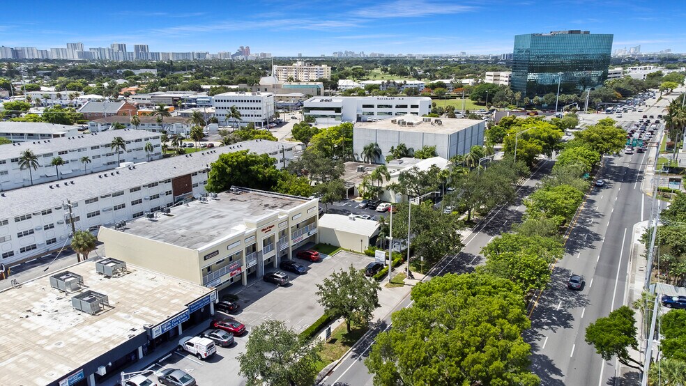 More Photos Of 5130 N Federal Hwy, Fort Lauderdale Storefront Retail Office For Lease