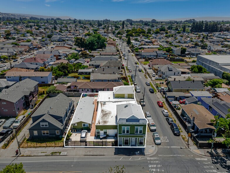 More Photos Of 1152 98th Ave, Oakland Apartments For Sale