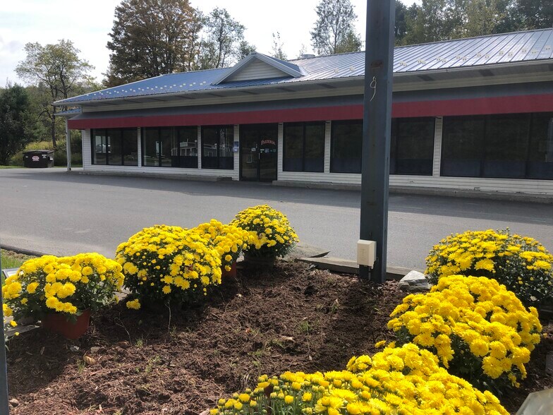 More Photos Of 129 Route 9 E, Wilmington Restaurant For Sale