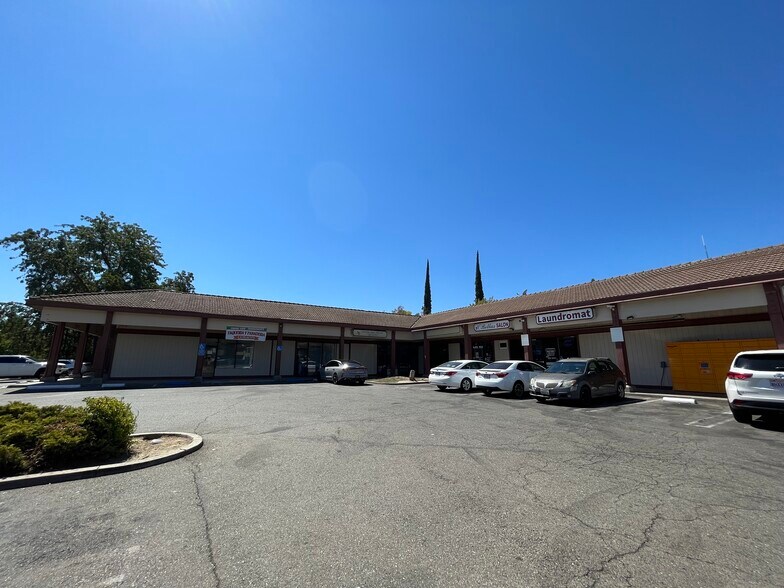 More Photos Of 500 Cirby Way, Roseville General Retail For Sale