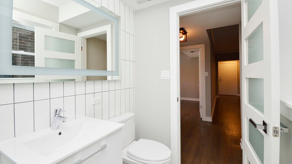 More Photos Of 3124 N Broadway, Chicago Storefront Retail Residential For Sale
