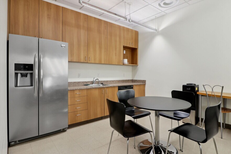 More Photos Of 4885 Ward Rd, Wheat Ridge Office For Sale