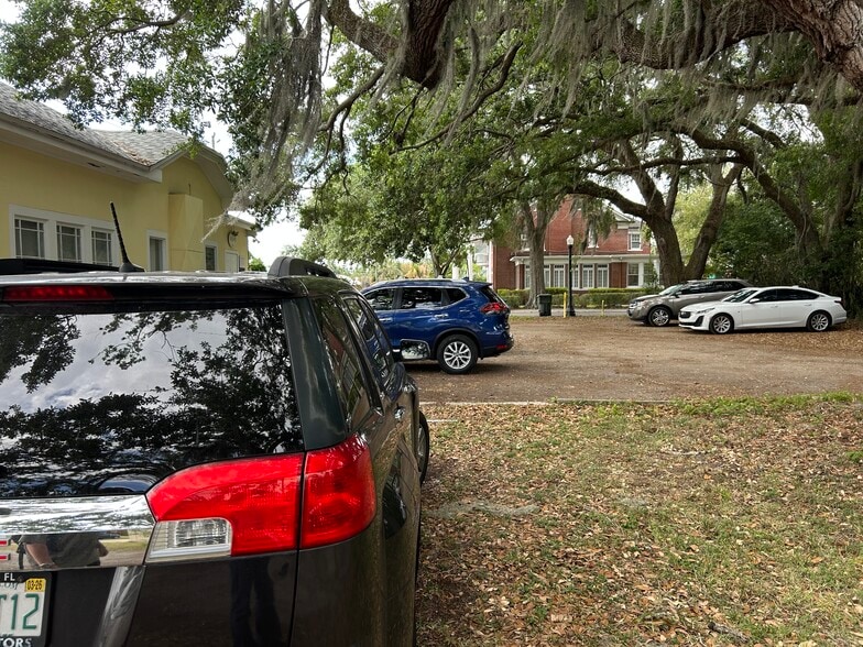 More Photos Of 1625 S Florida Ave, Lakeland Medical For Sale