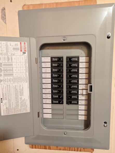 More Photos Of 1300 1st Ave N, Great Falls Religious Facility For Lease