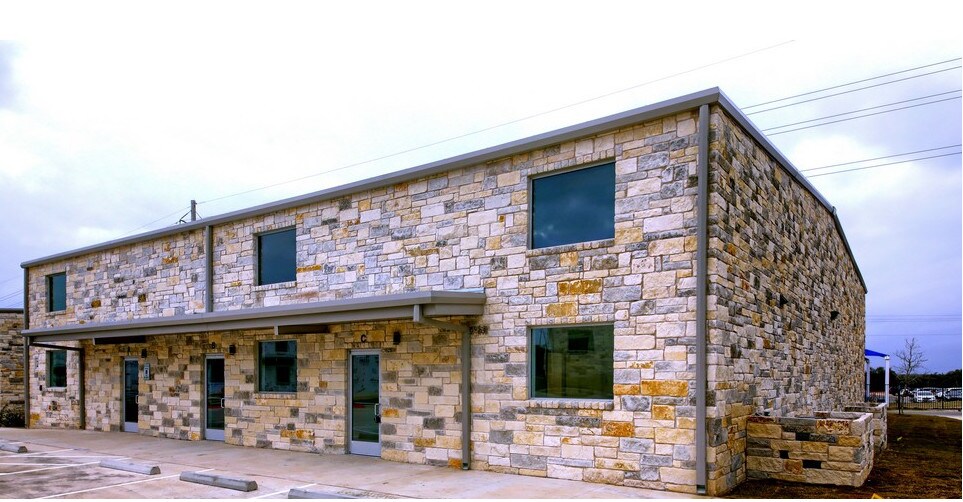 More Photos Of 12112 Anderson Mill Rd, Austin Warehouse For Lease