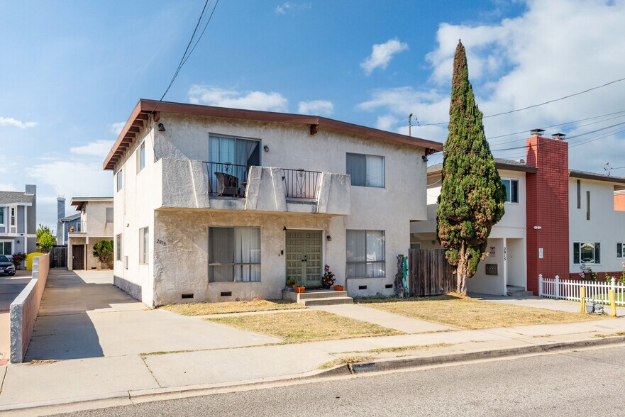 More Photos Of 2013 Ruhland Ave, Redondo Beach Apartments For Sale